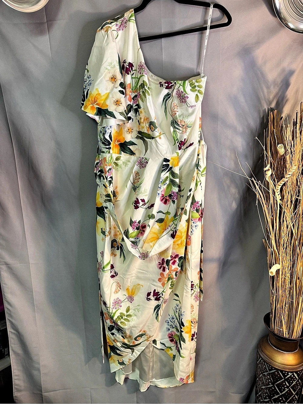 Floral Midi Dress in Green & White one sleeve. NWT